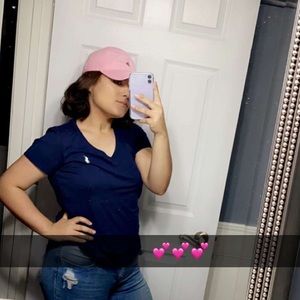 Meet your Posher, Daniela